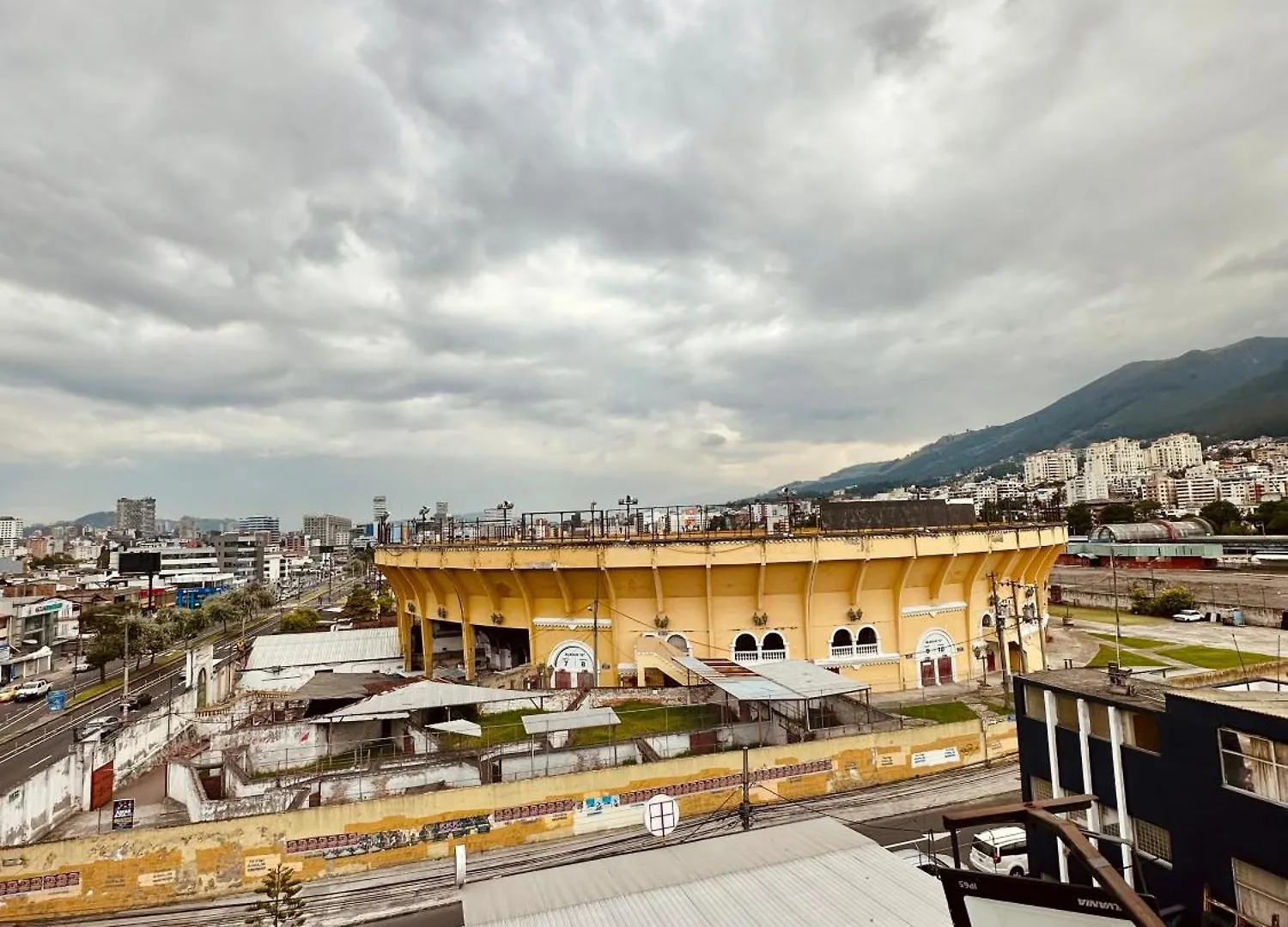 Hotel Tiwintza Internacional Quito Ecuador